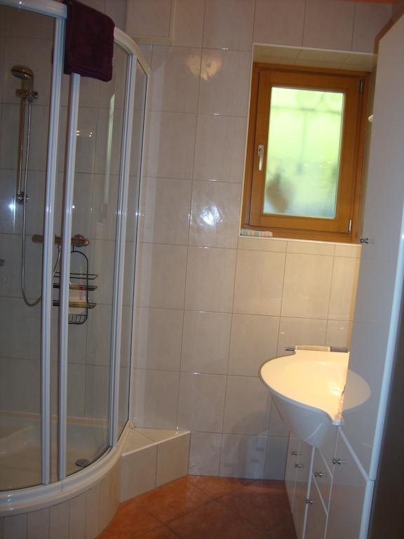 Haus Margrit Ferienwohnung In Sonnenlage Golling an der Salzach Rum bild